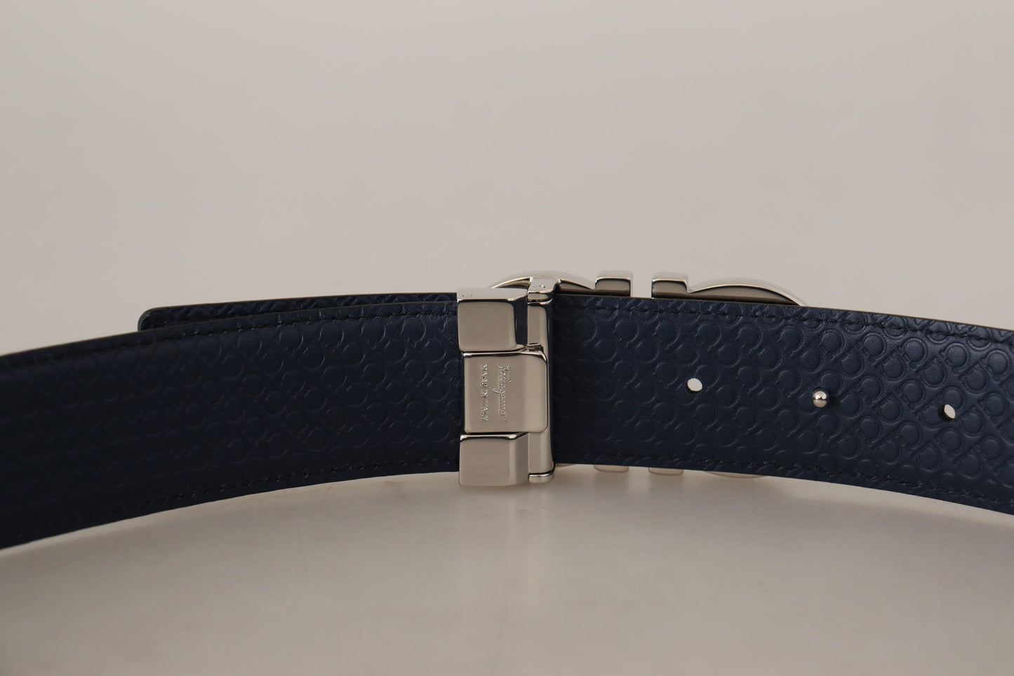 Elegant Reversible Leather Belt - Dual Tone