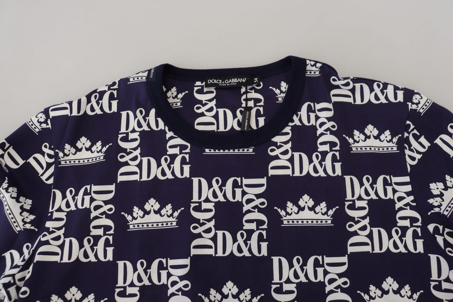 Elegant Crown Print Crewneck Tee in Blue