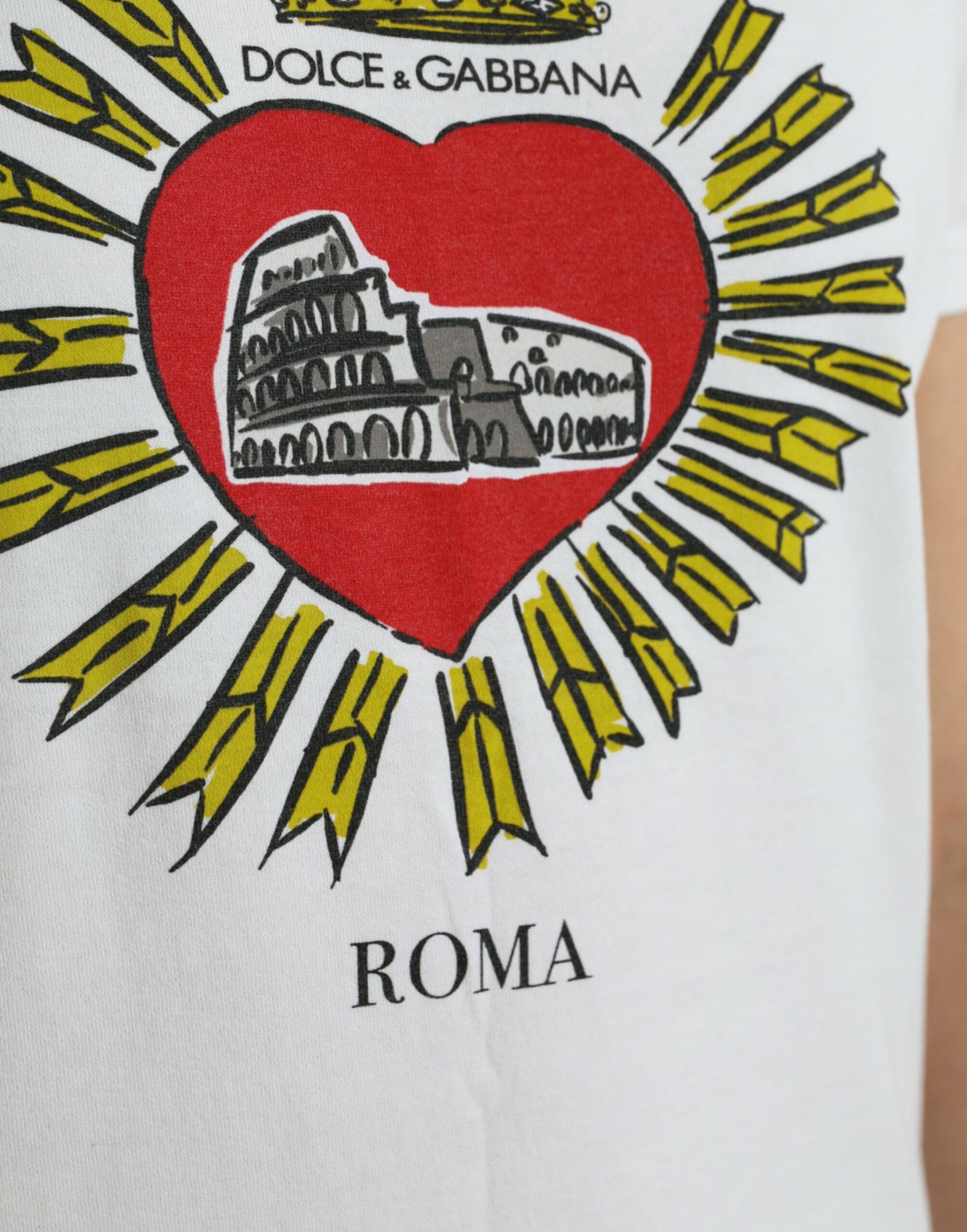 Chic White Cotton Heart Print Tee