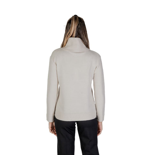 Cream Viscose Turtleneck