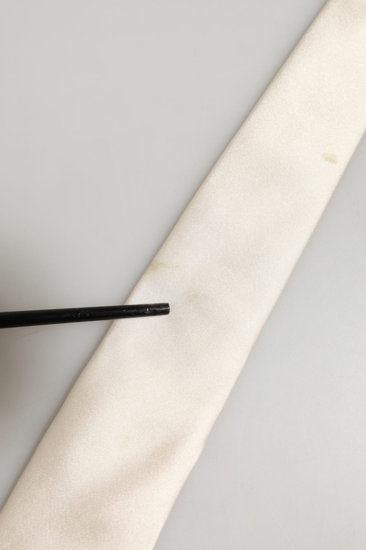 Cream Satin 100% Silk Adjustable Tied Men Necktie Tie