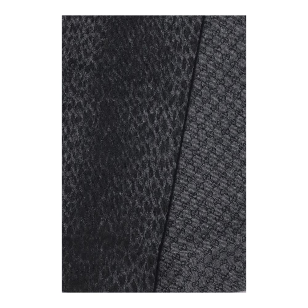 Gray Wool Oves Aries Scarf
