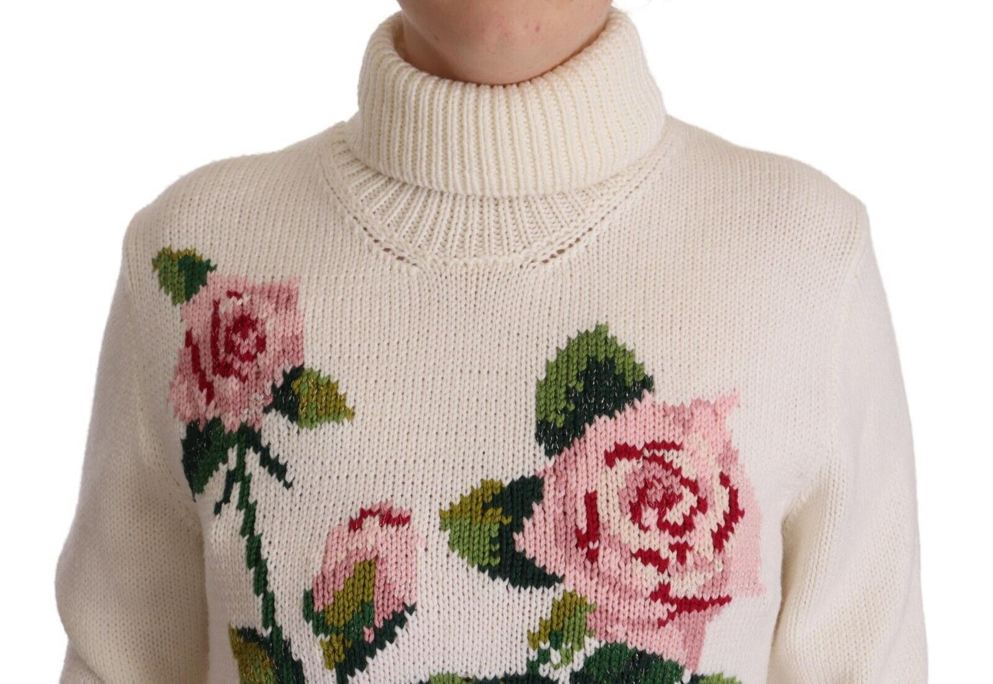 Elegant Floral Embroidered Wool Turtleneck