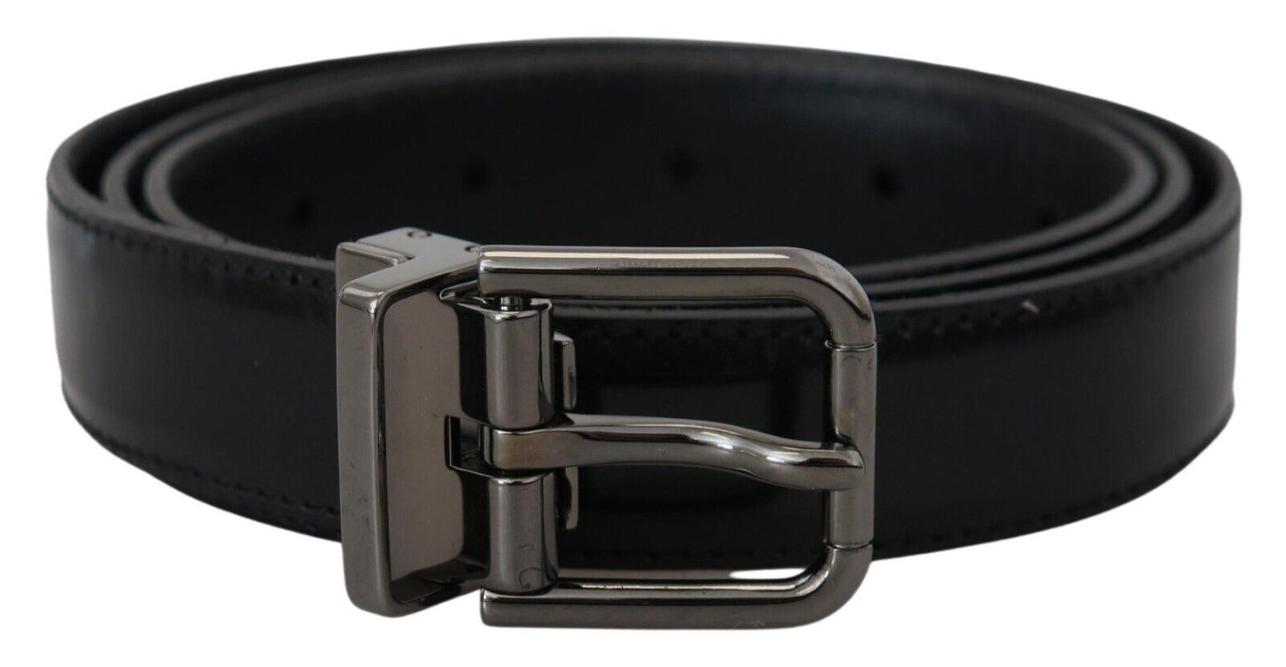 Elegant Leather Belt with Metal Buckle