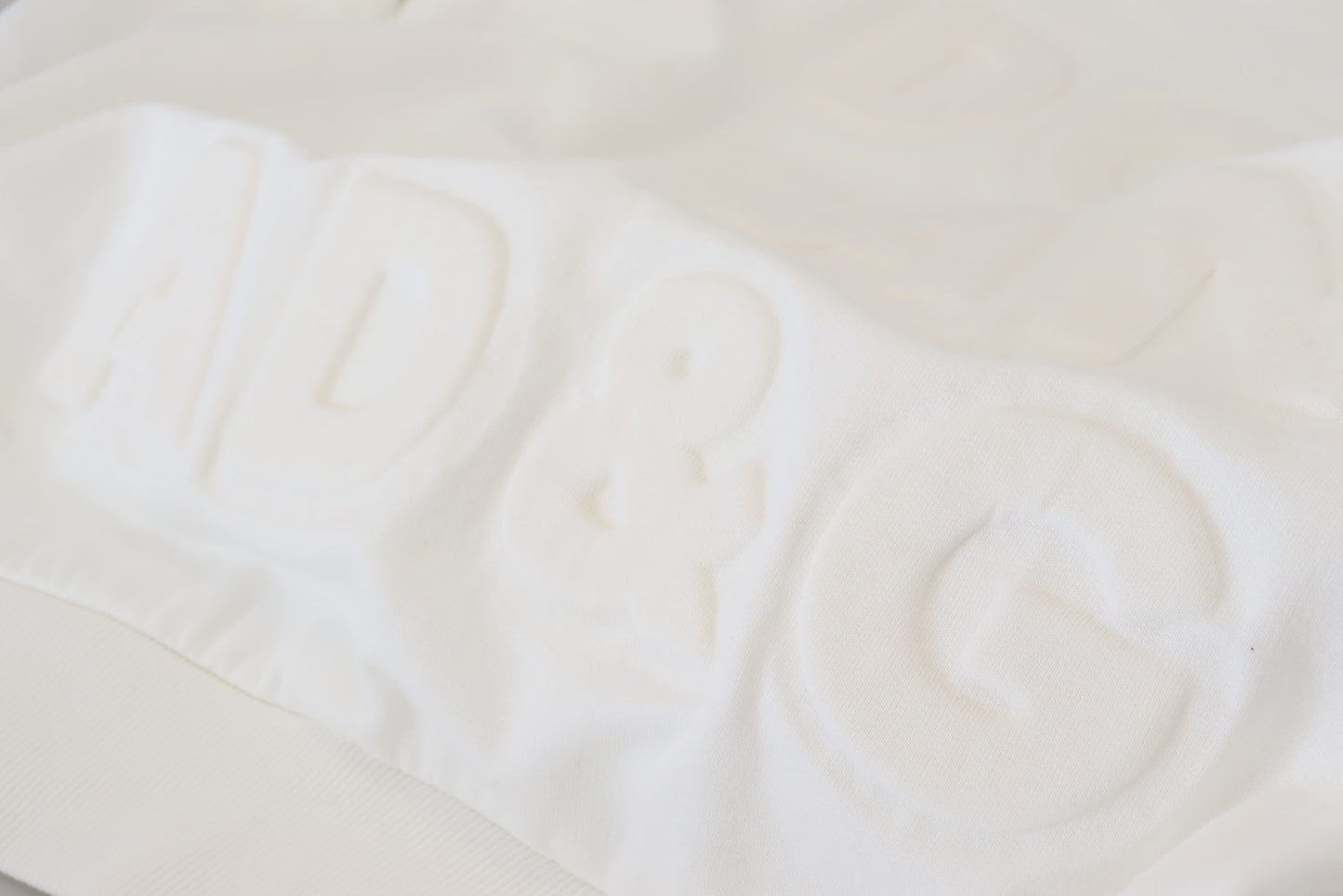 Chic White Cotton Sweatshirt with Logo Embossing