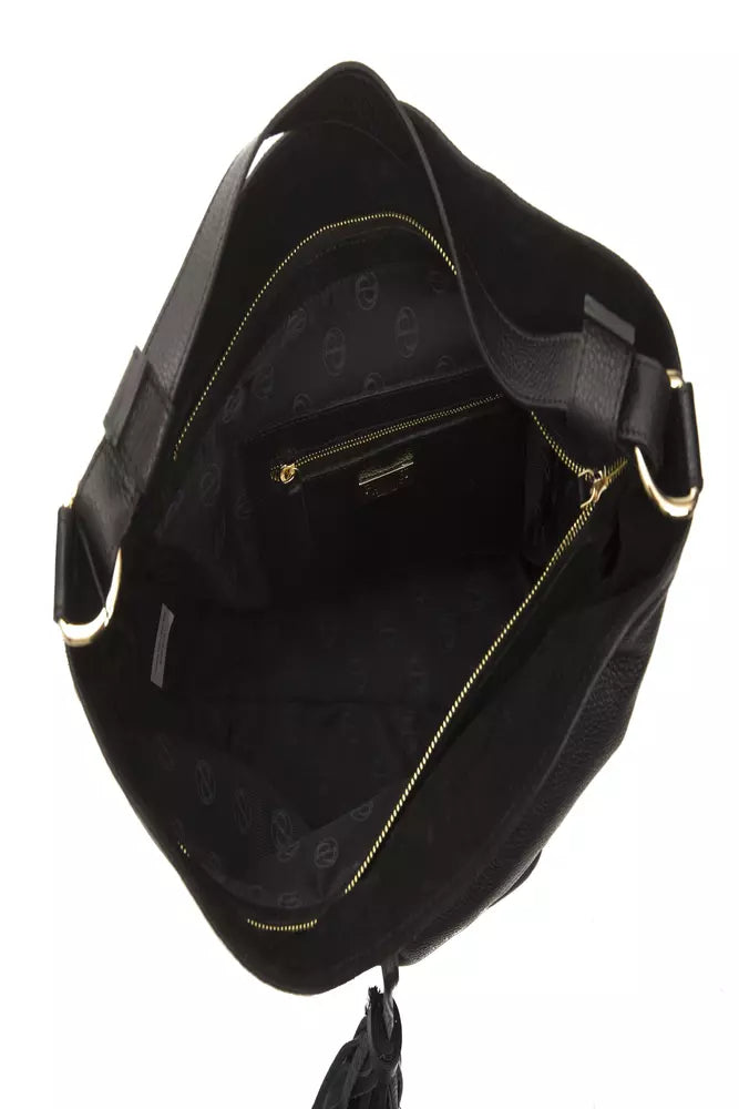 Sleek Black Leather Shoulder Bag