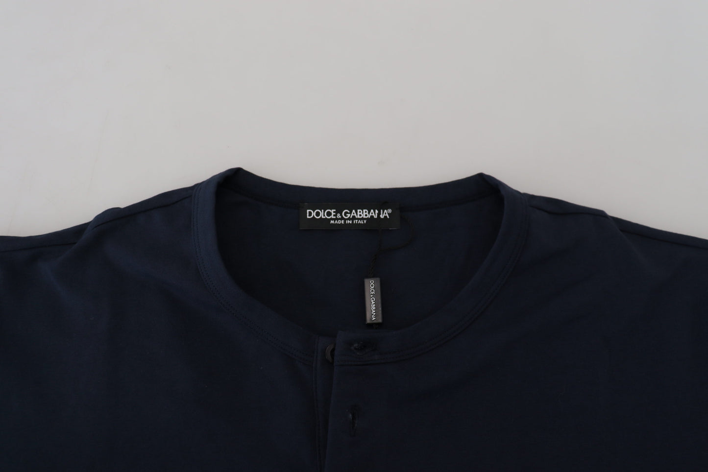 Elegant Silk-Blend Crewneck Tee in Blue