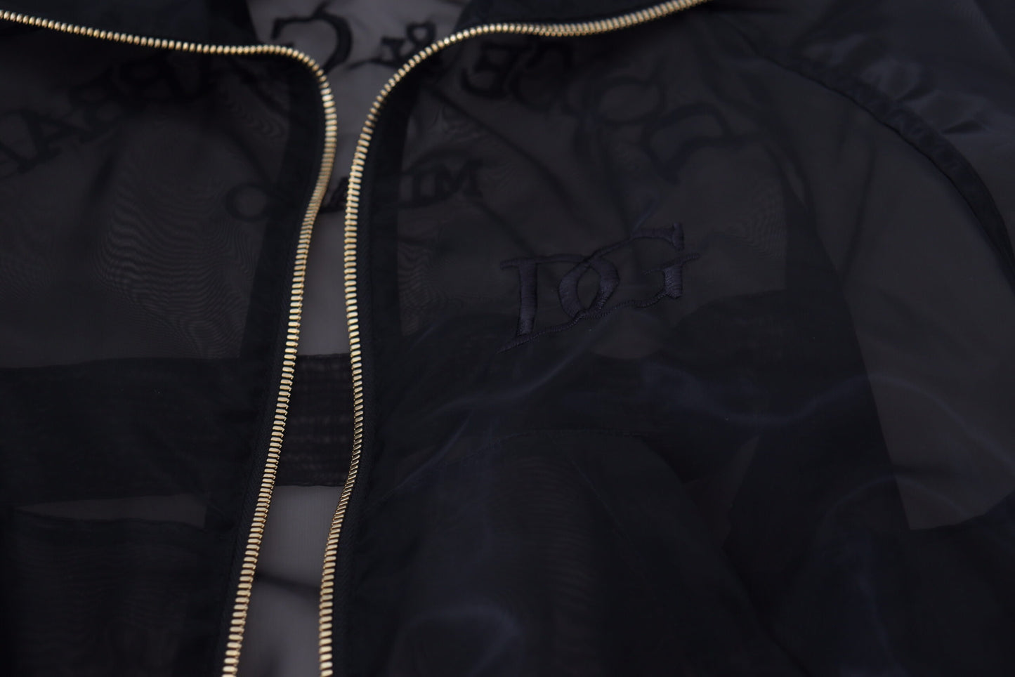Elegant Black Bomber Jacket with High Craftsmanship