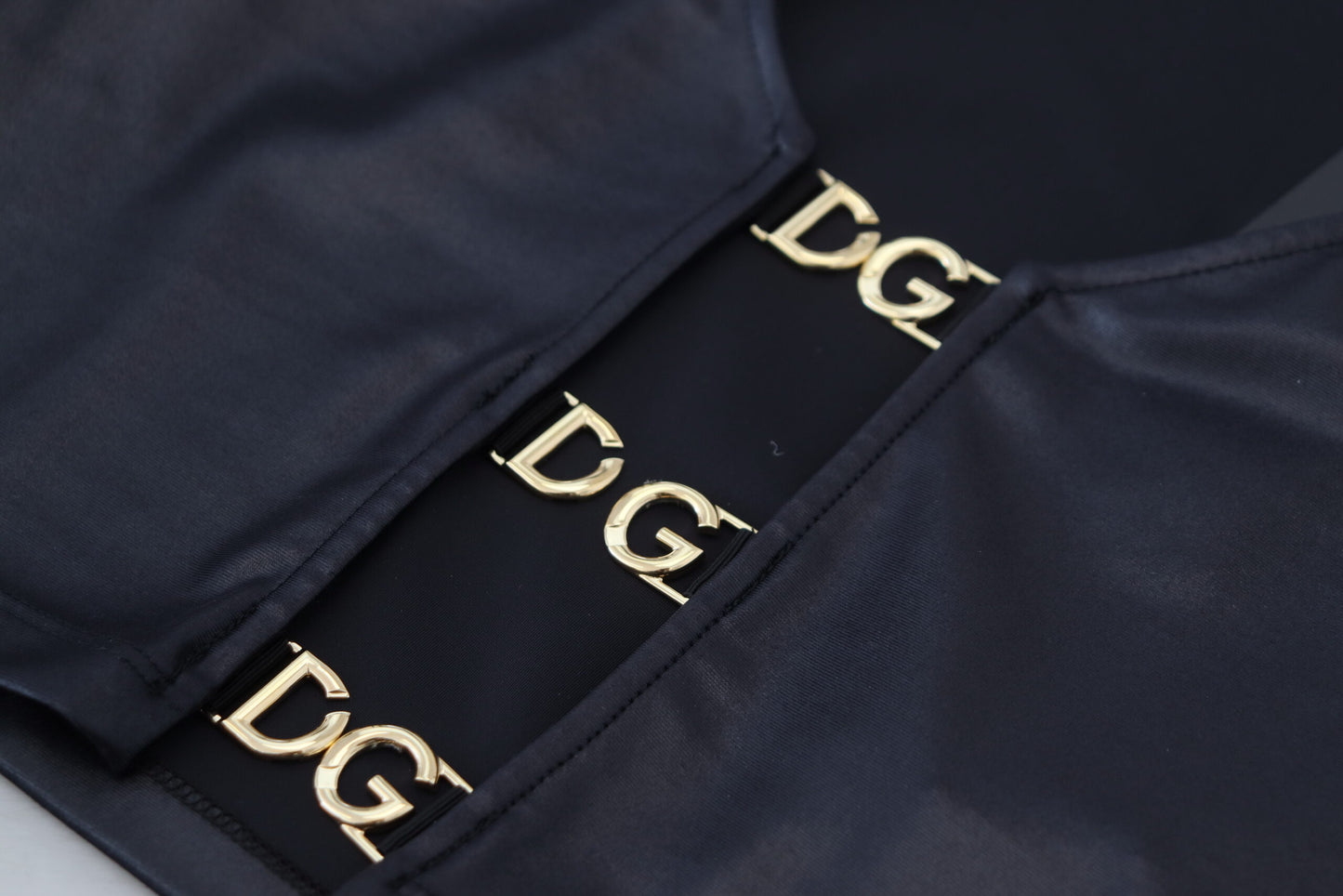 Elegant Black Cotton Blend Casual Top
