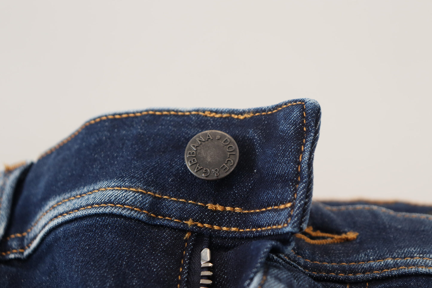 Elegant Slim Fit Italian Denim Jeans
