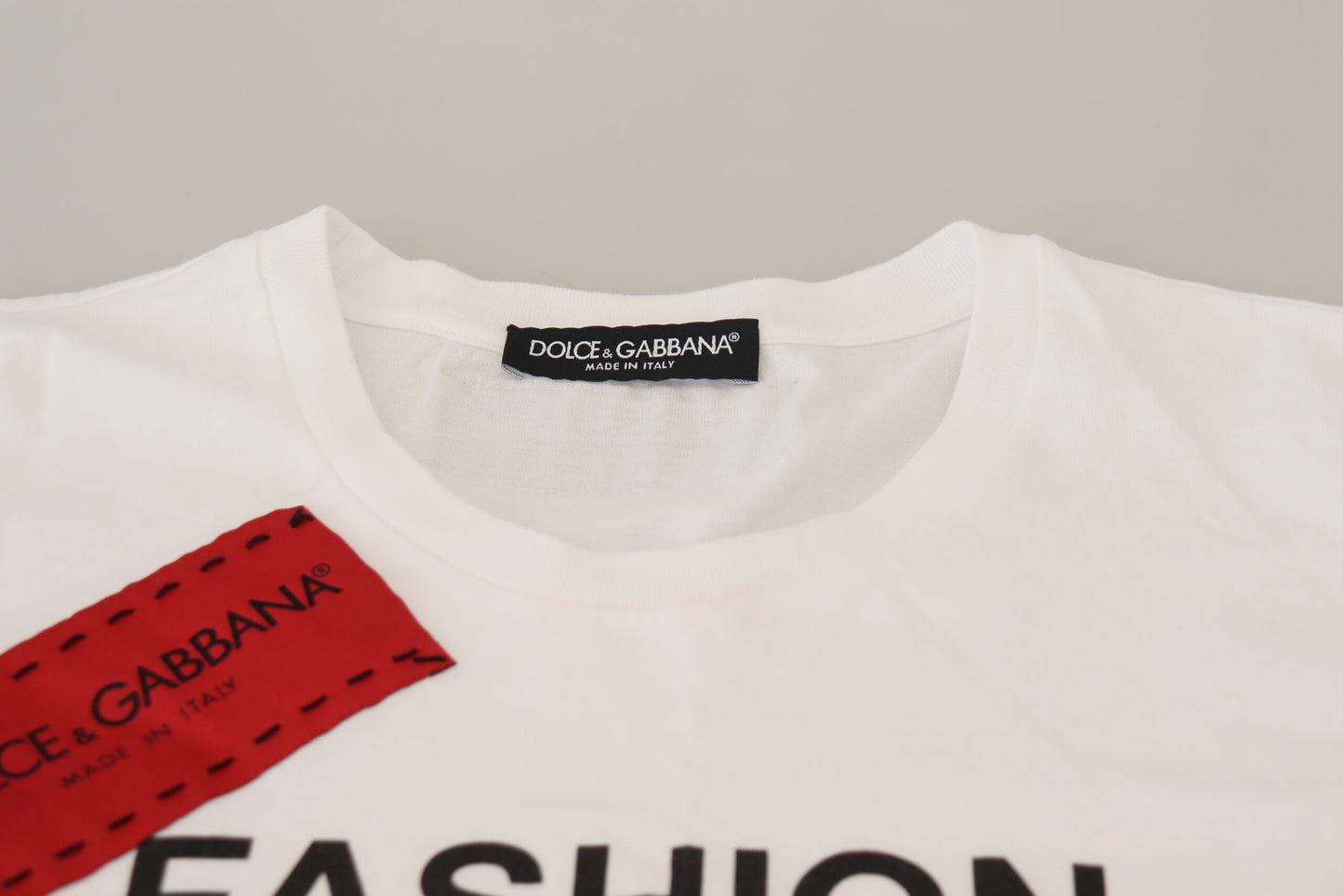 Elegant White Cotton Casual Tee