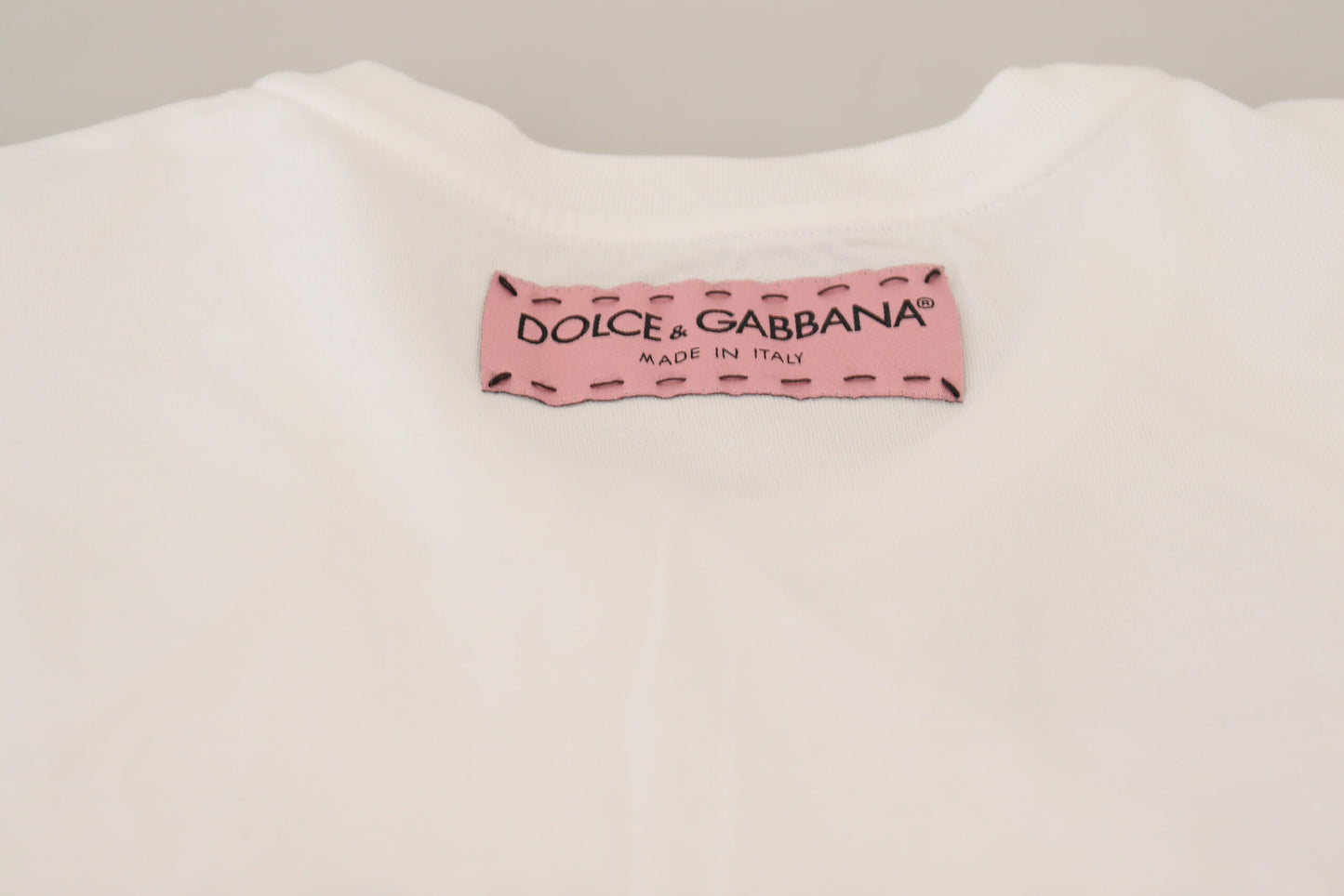 Elegant White Cotton Casual Tee