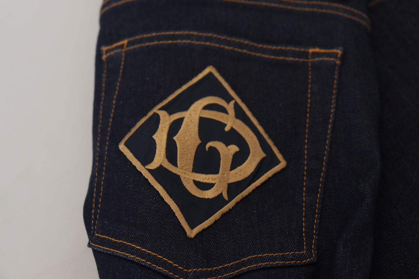 Chic Skinny Denim Jeans for the Fashion-Forward