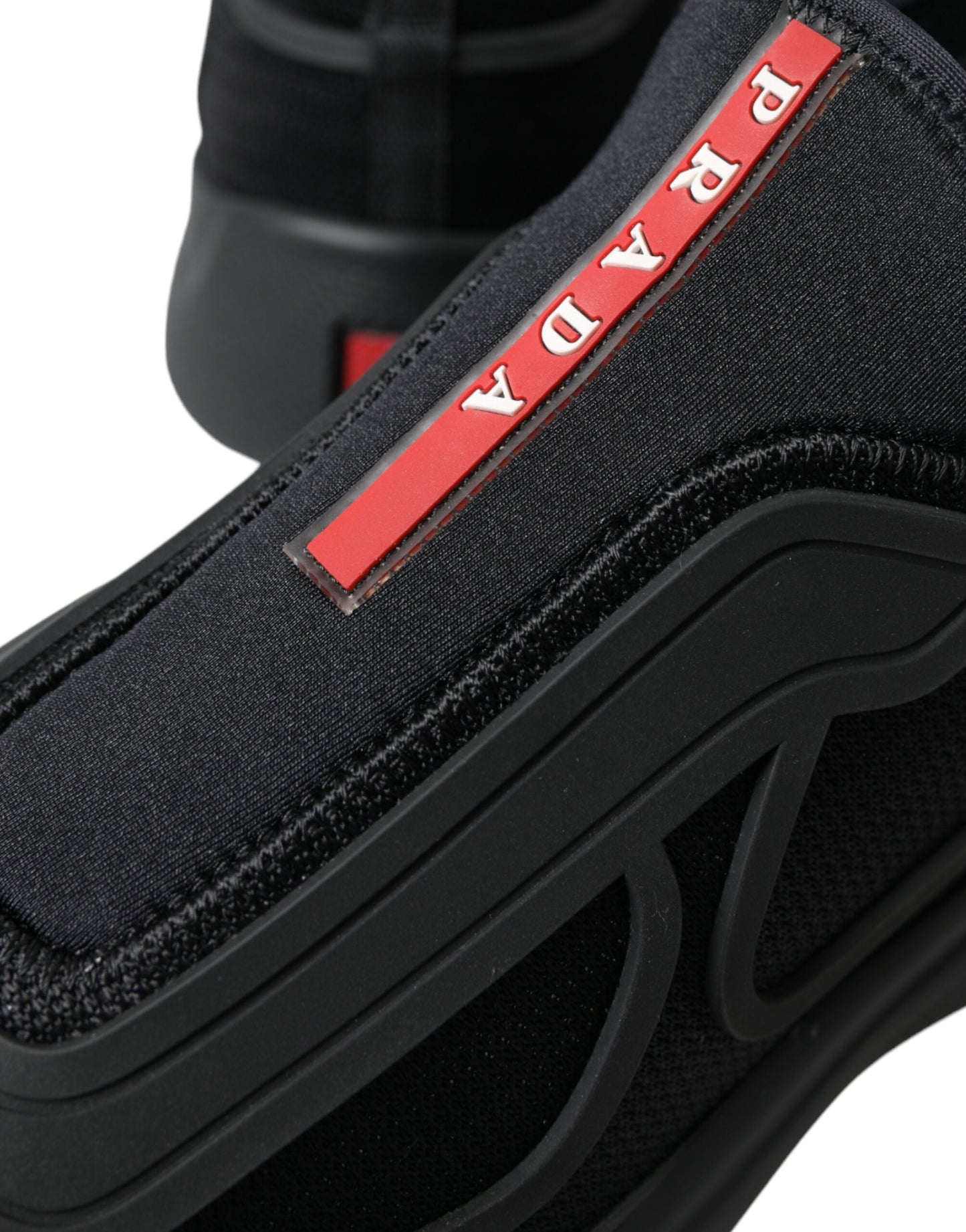 Elegant Tech Knit Low Top Sneakers