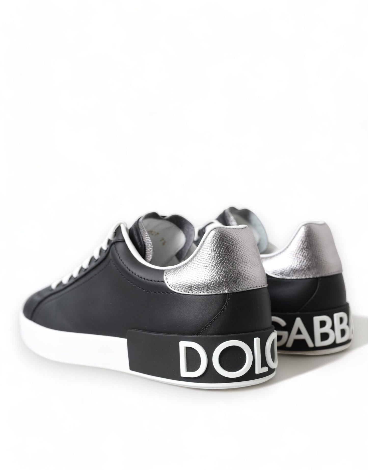 Elegant Black and White Leather Low-Top Sneakers