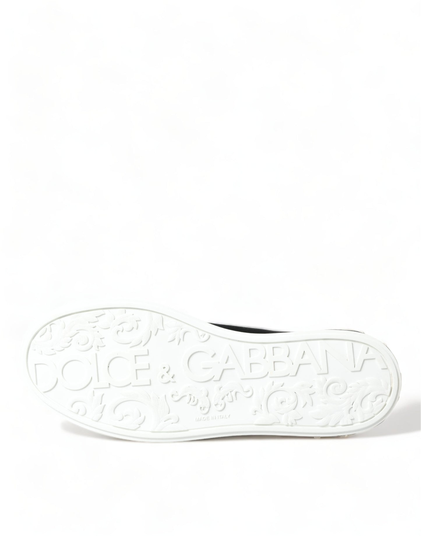 Elegant Black and White Low-Top Sneakers