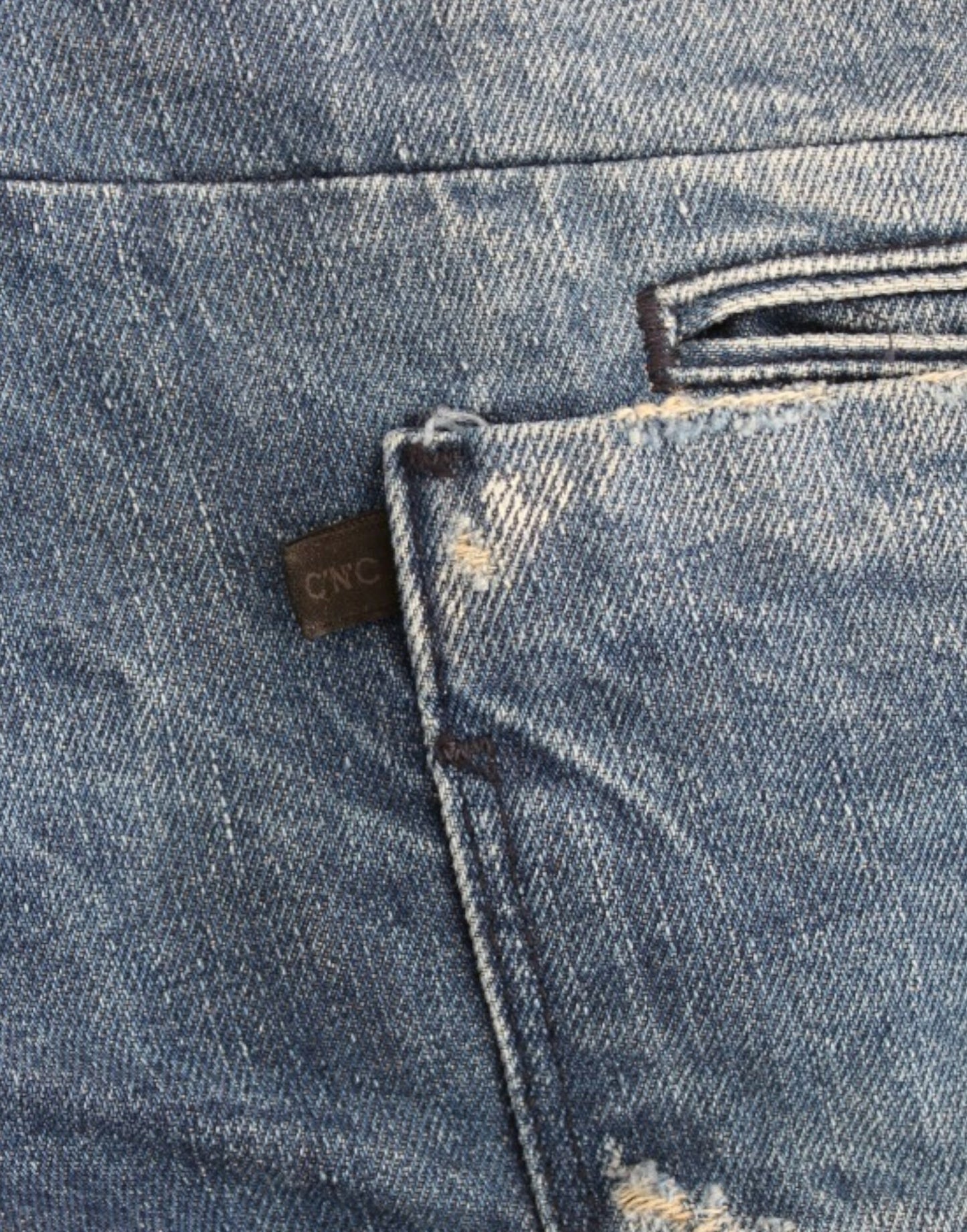 Chic Distressed Boyfriend Jeans