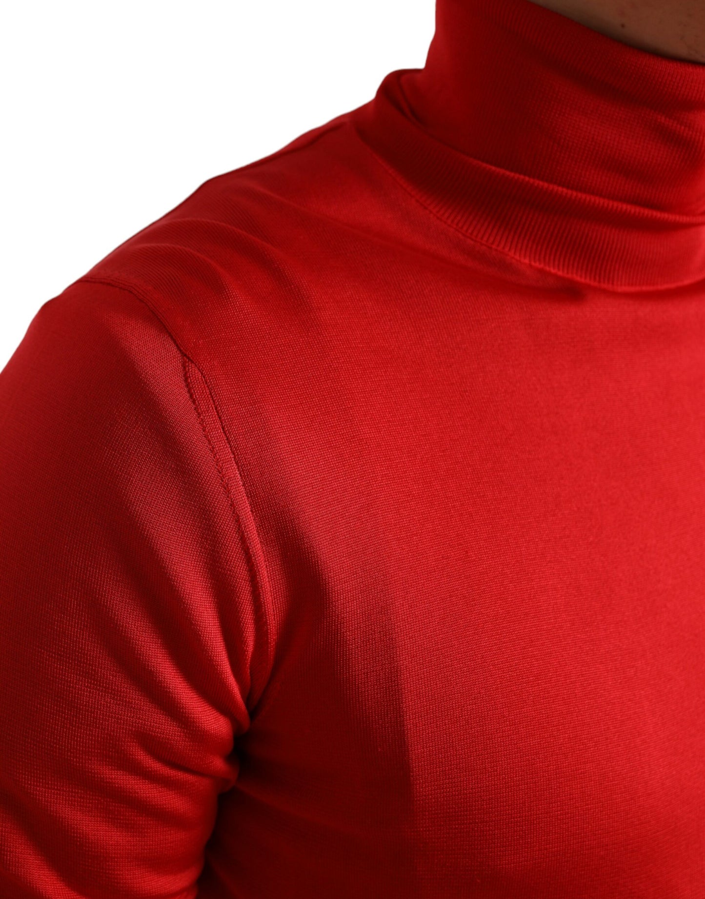 Elegant Silk Turtleneck Sweater in Red