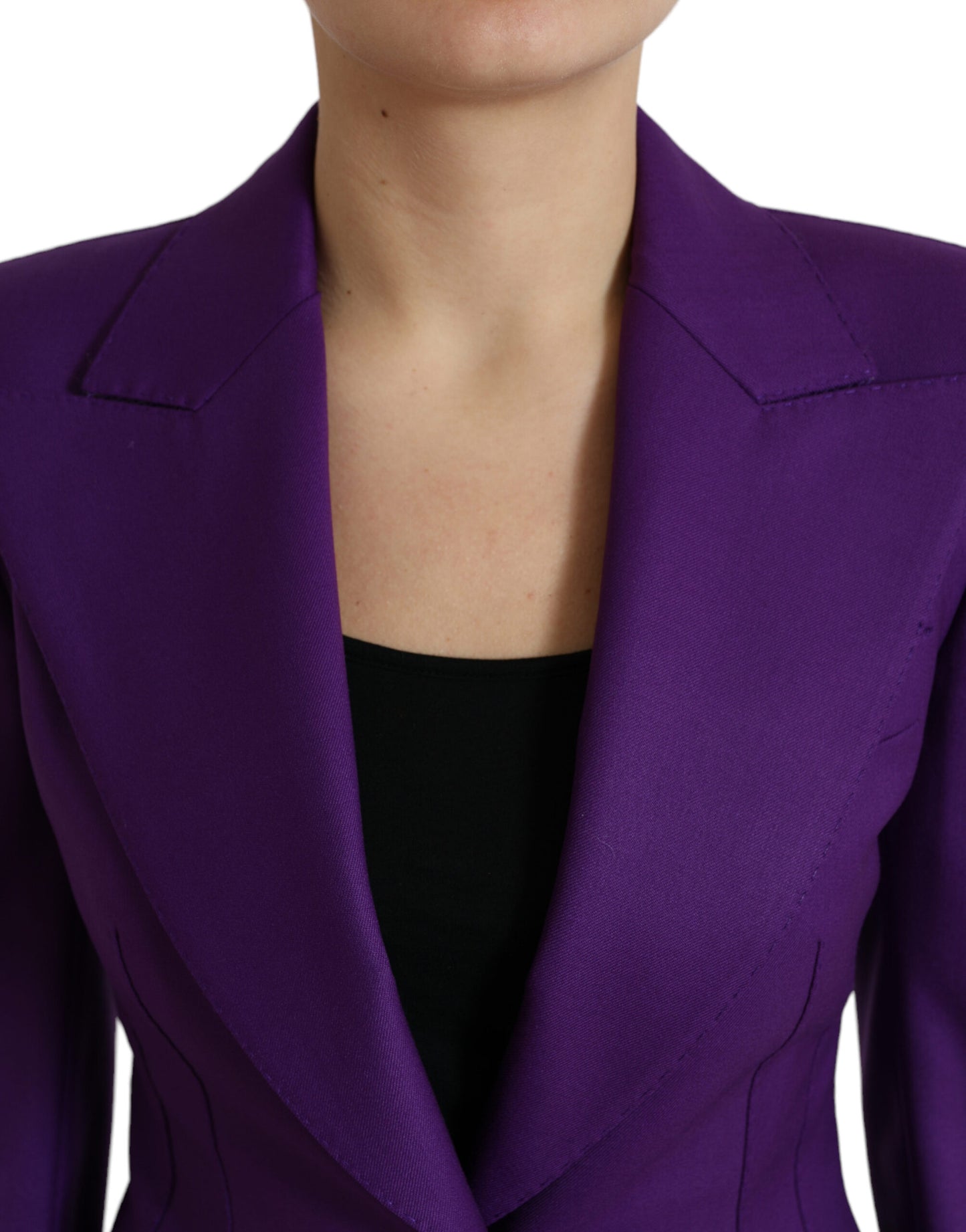 Elegant Wool Blazer with Silk Lining
