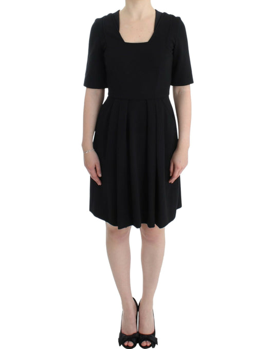 Elegant Black Short Sleeve Venus Dress