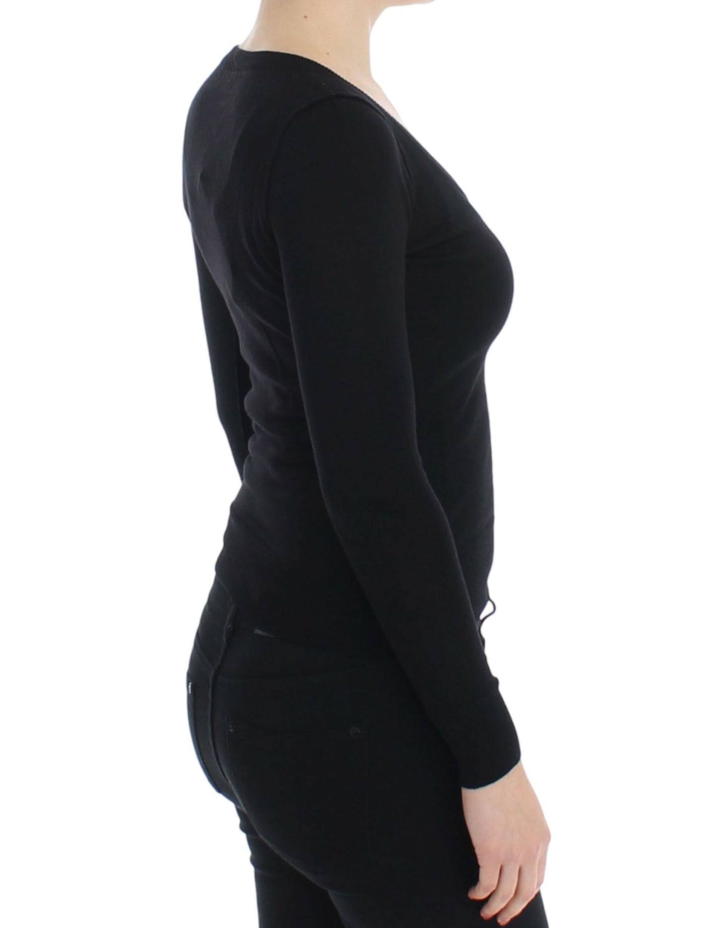 Elegant Black Wool Crewneck Sweater