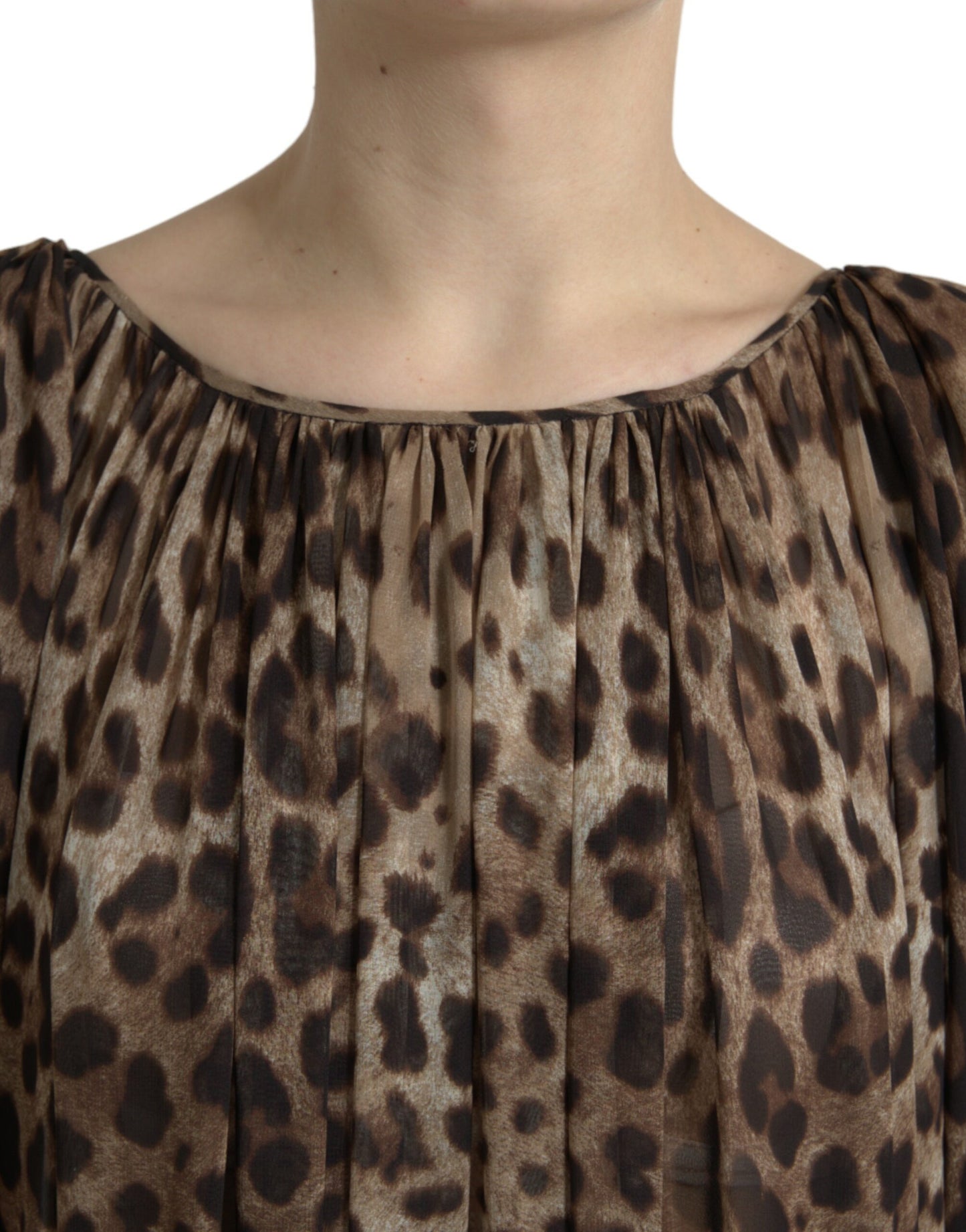 Elegant Leopard Print Maxi Dress
