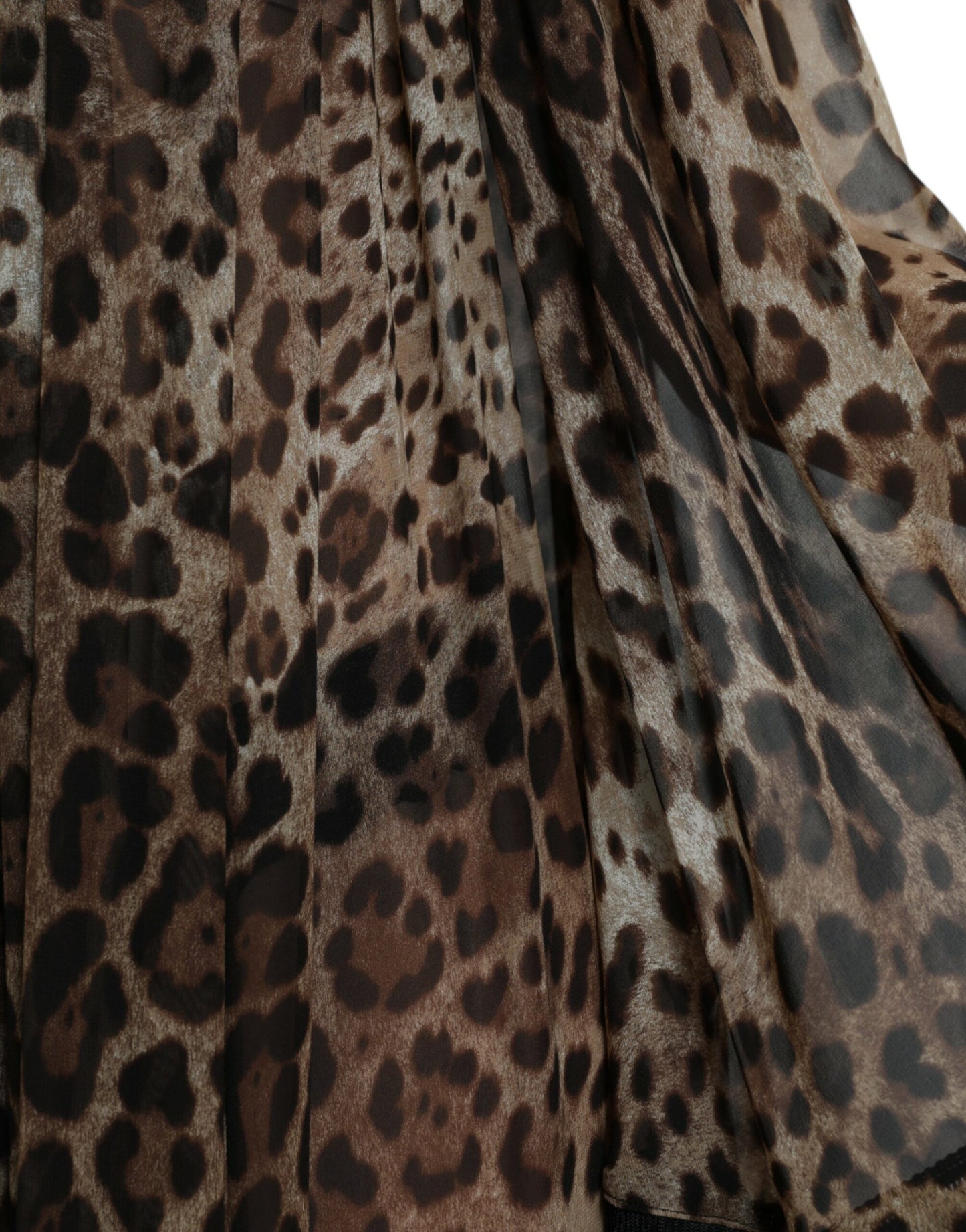 Elegant Leopard Print Maxi Dress