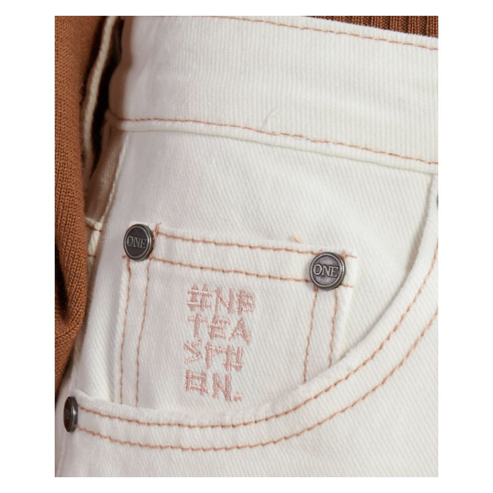 Chic White Distressed Cotton Trousers