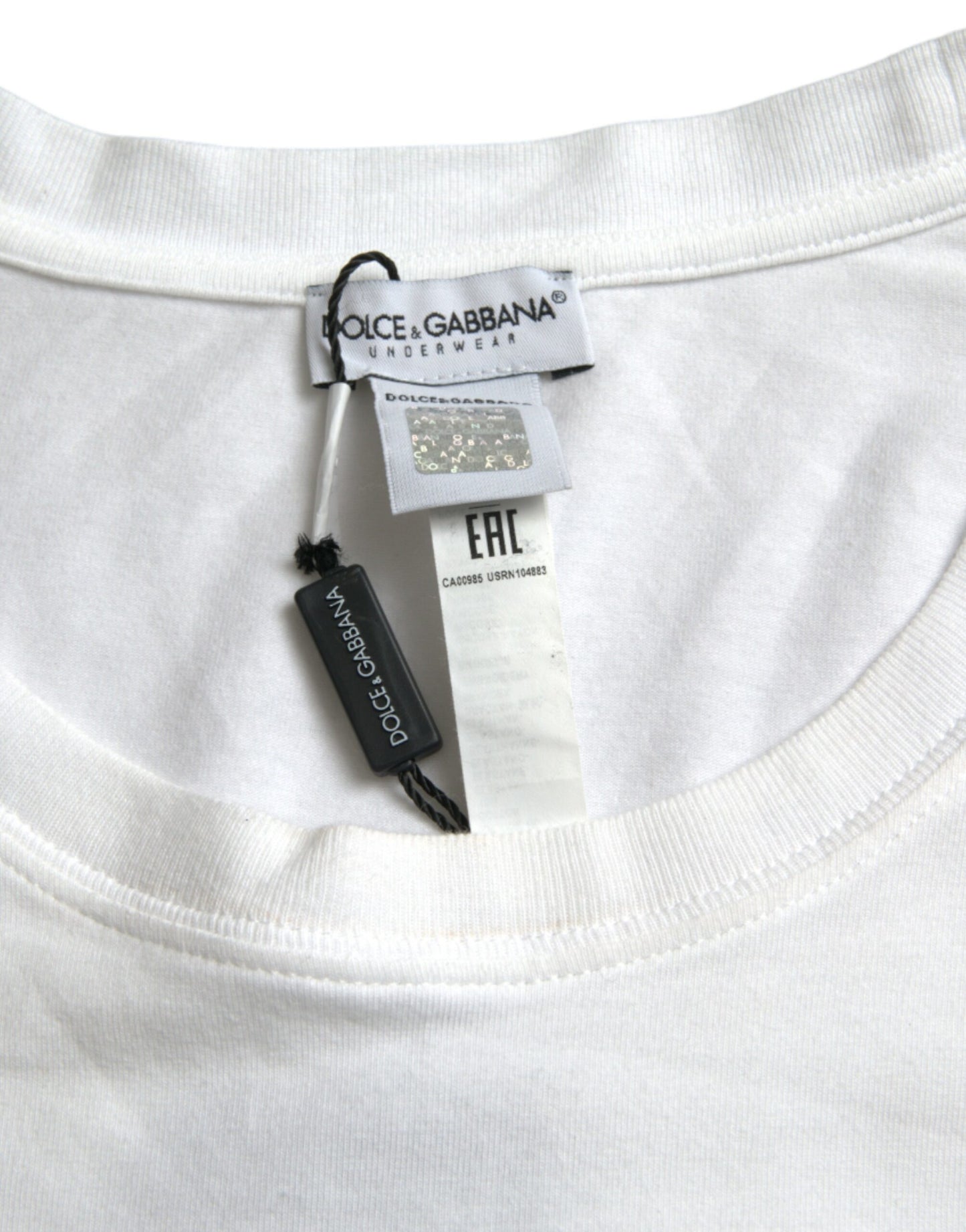 Elegant Crew Neck Tee with Emblematic Crest