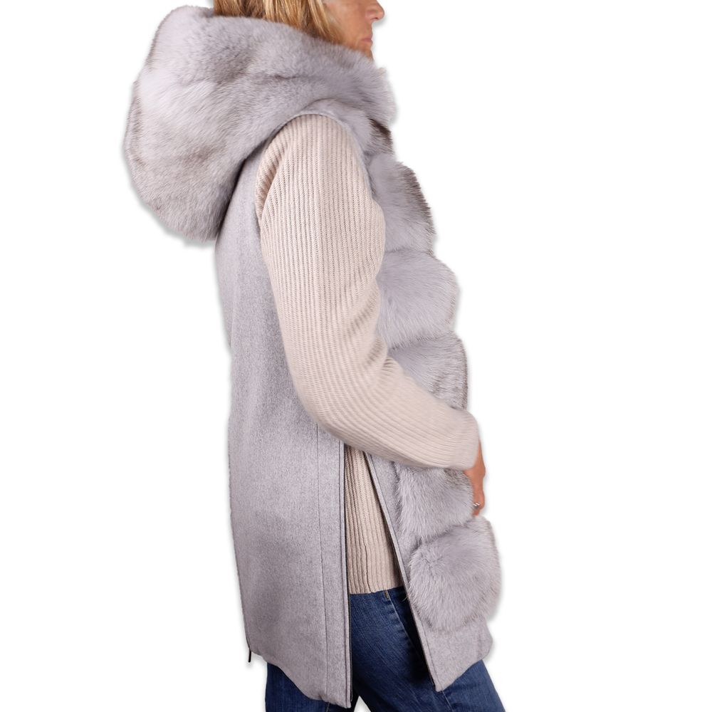 Sleeveless Luxury Wool Coat with Fox Fur Trim