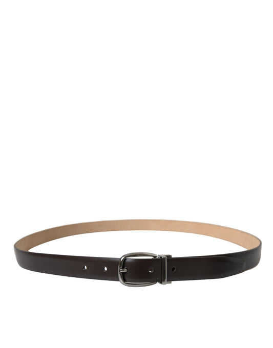 Elegant Leather Belt with Eye-Catching Buckle