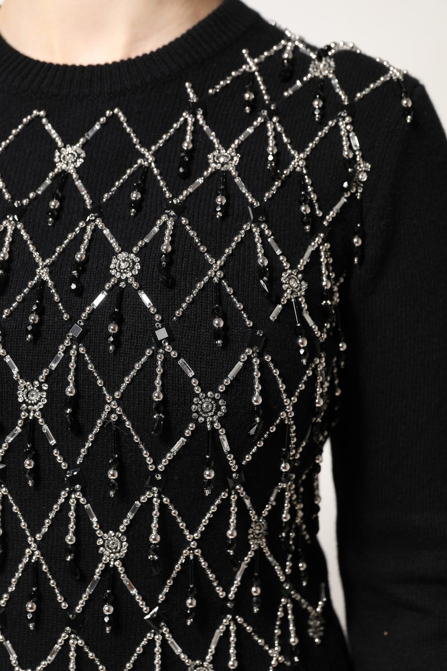 Black Cashmere Embellished Long Sleeves Top