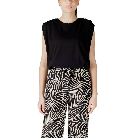 Black Cotton Top