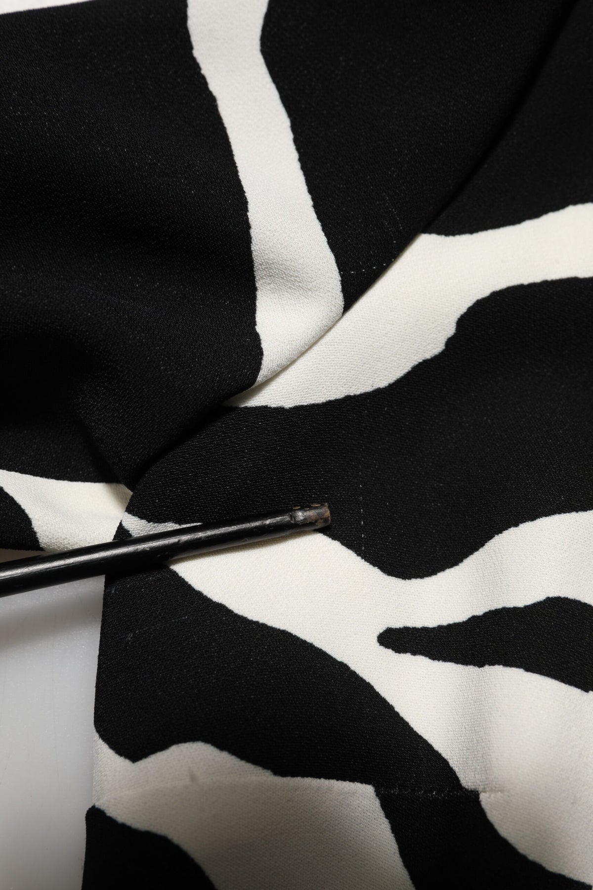 Black White One Shoulder High Slit Mini Dress