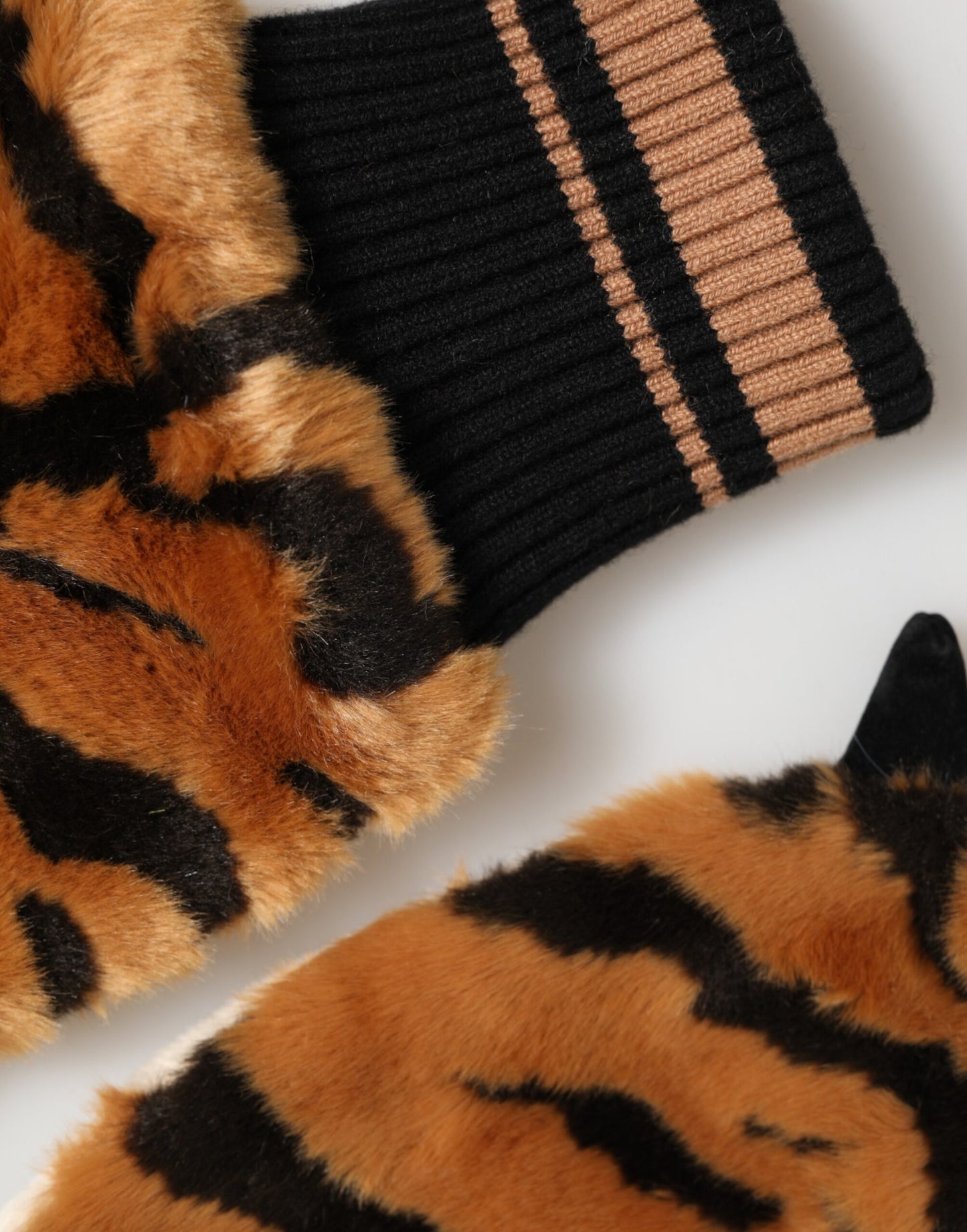 Brown Tiger Knitted Fur Wrist Mitten One Size Gloves