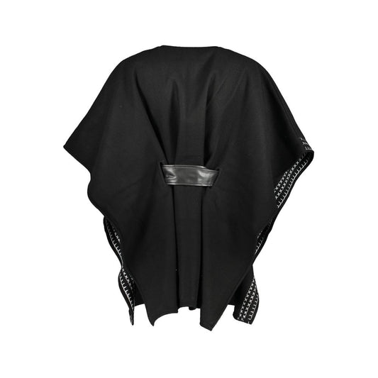 Chic Crew Neck Poncho with Contrast Details