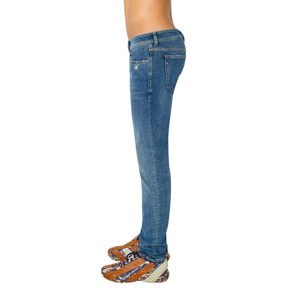 Punk-Inspired Low Waist Skinny Jeans