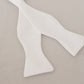 Elegant White Silk Tie for Sophisticated Gentlemen