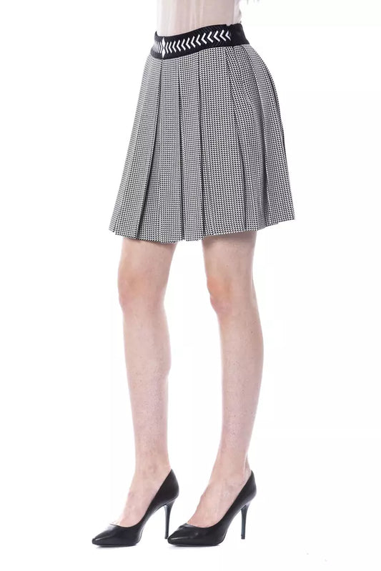 Chic Monochrome Tulip Skirt